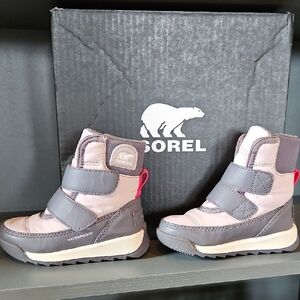 Sorel Kids Pink and Gray Snow Boots (Barely Used)